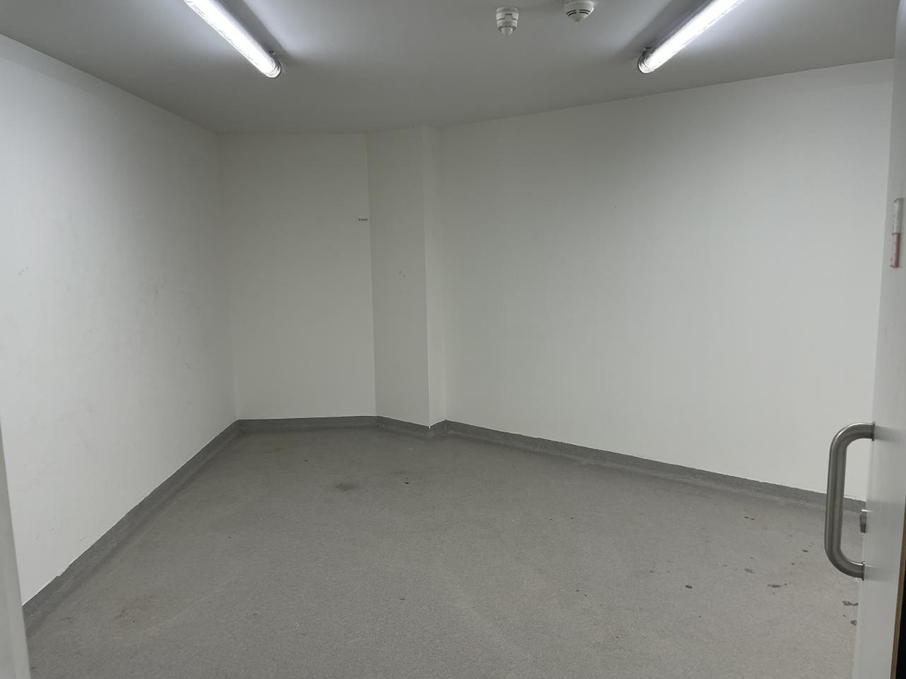 Commerce Nancy 983m² Location commerce Nancy Meurthe-et-Moselle OLCOM2204502 10